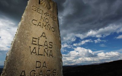 La flecha amarilla del Camino de Santiago