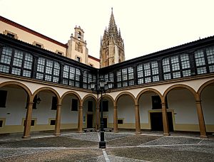 Palacio episcopal de Oviedo